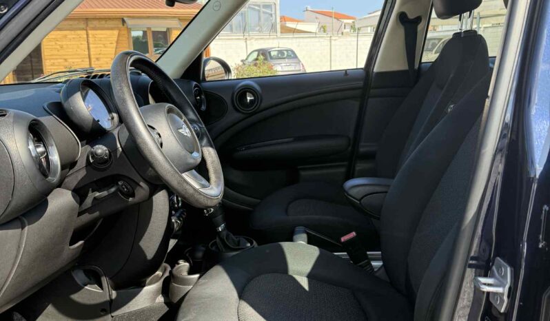 
								Mini Cooper D Countryman full									