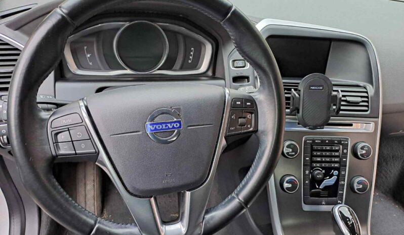 
								Volvo XC60 D4 full									